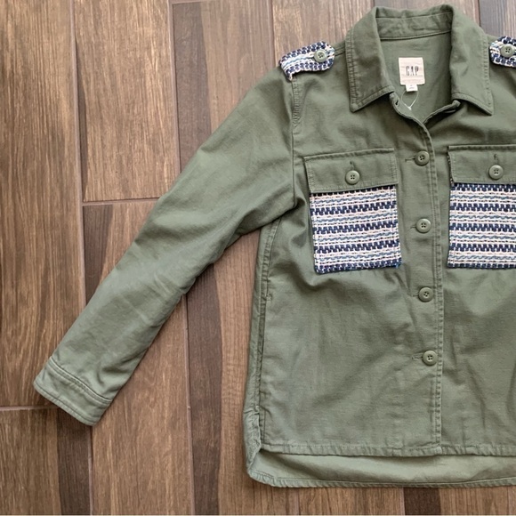 NWOT GAP Embroidered Army Green Utility Shirt Jacket Sz XS - Picture 4 of 11
